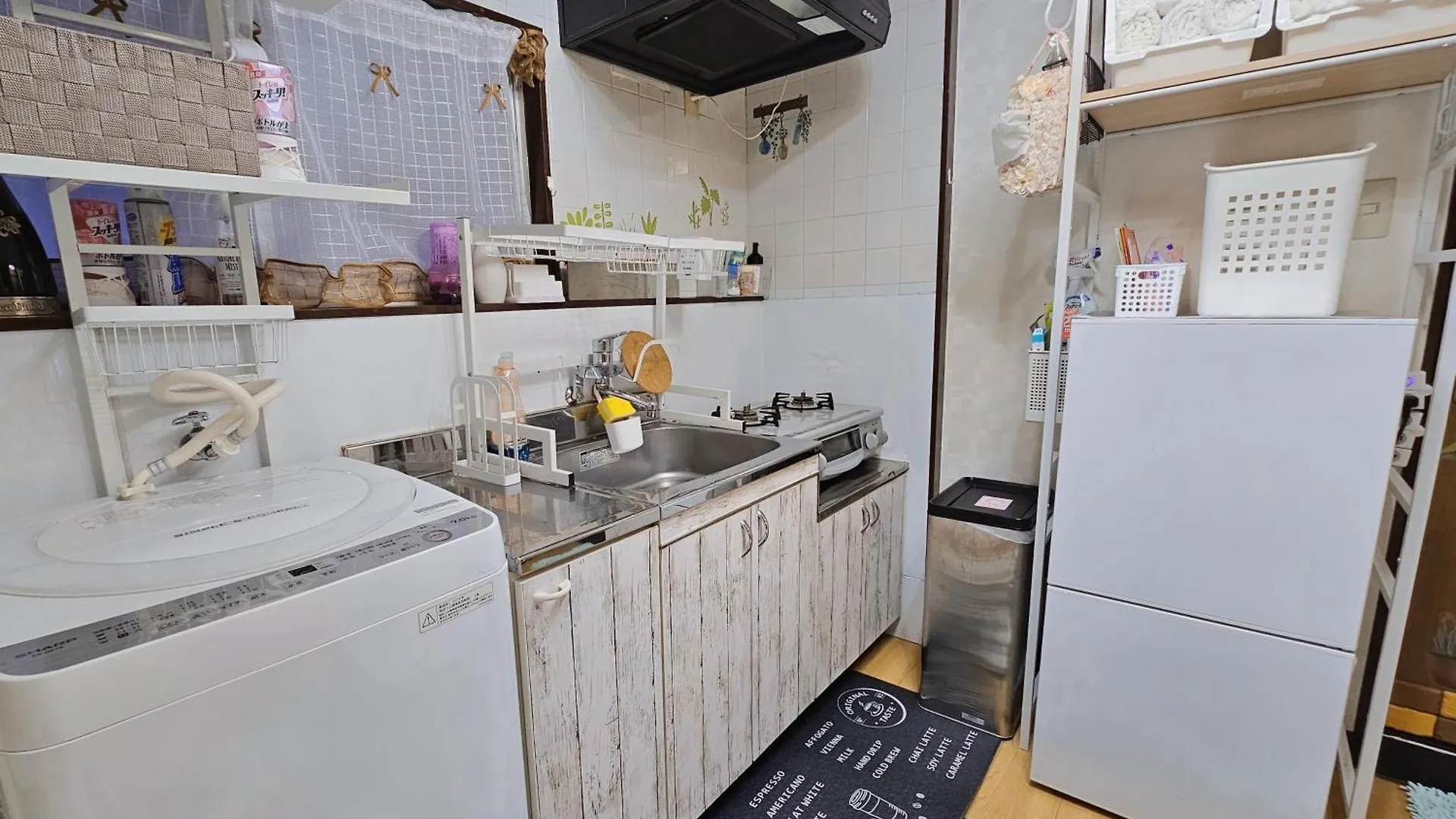 Apartment Ferienwohnung Downtown Tokyo/Taito-Gu/2Min Walk Nearest Sta/Ueno/Wi-Fi/302